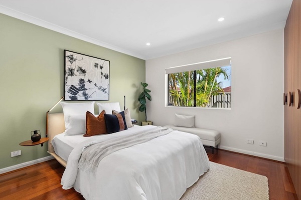 1:109-111 President Avenue, Miranda 3