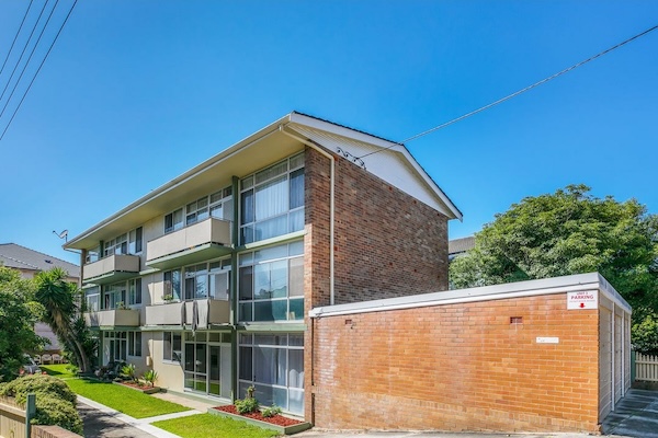 Locate Negotiate was engaged by a client to assist with the sale of an investment property through our Vendor Advocacy service. The key objective was to achieve a strong result by finding a buyer who could recognise the long-term potential of the apartment as part of a possible future amalgamated development, rather than viewing it purely as a standalone property.